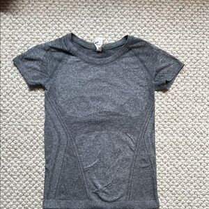 Athleta Gray Top